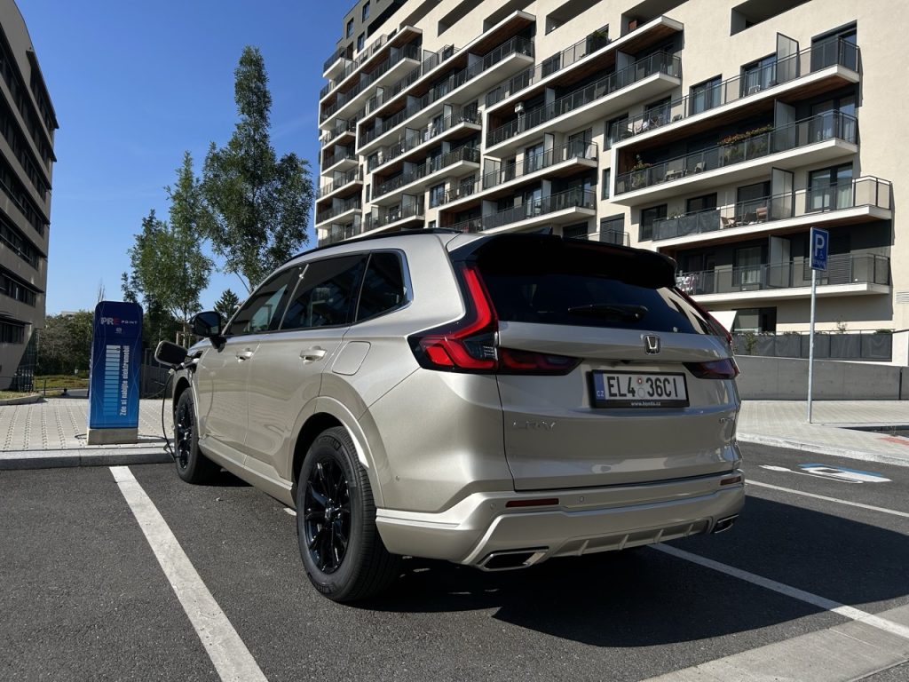 test Honda CR-V: foto Žena v autě.cz