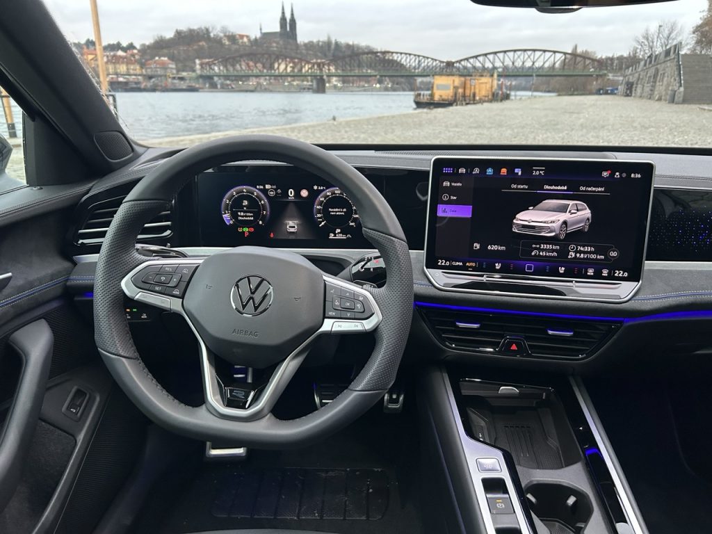 test VW Passat: foto Žena v autě.cz