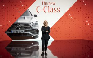 Britta Seeger; Mitglied des Vorstands der Daimler AG und der Mercedes-Benz AG, verantwortlich für Vertrieb.Britta Seeger; Member of the Board of Management of Daimler AG and Mercedes Benz AG responsible for Marketing and Sales.