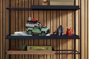 LEGO-Icons-Land-Rover-Defender-Classic-90-c-Velky