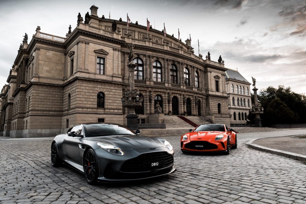 foto ASTON MARTIN