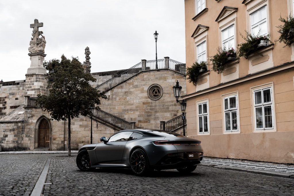 foto ASTON MARTIN