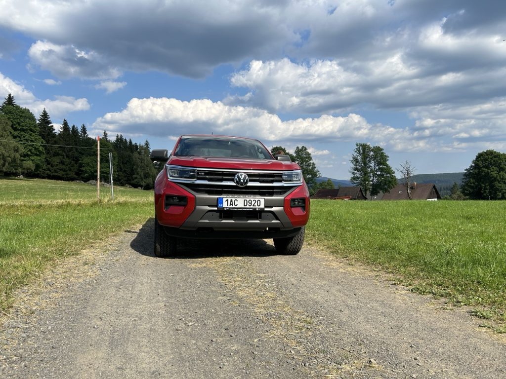 Test VW Amarok PanAmericana: foto Žena v autě.cz