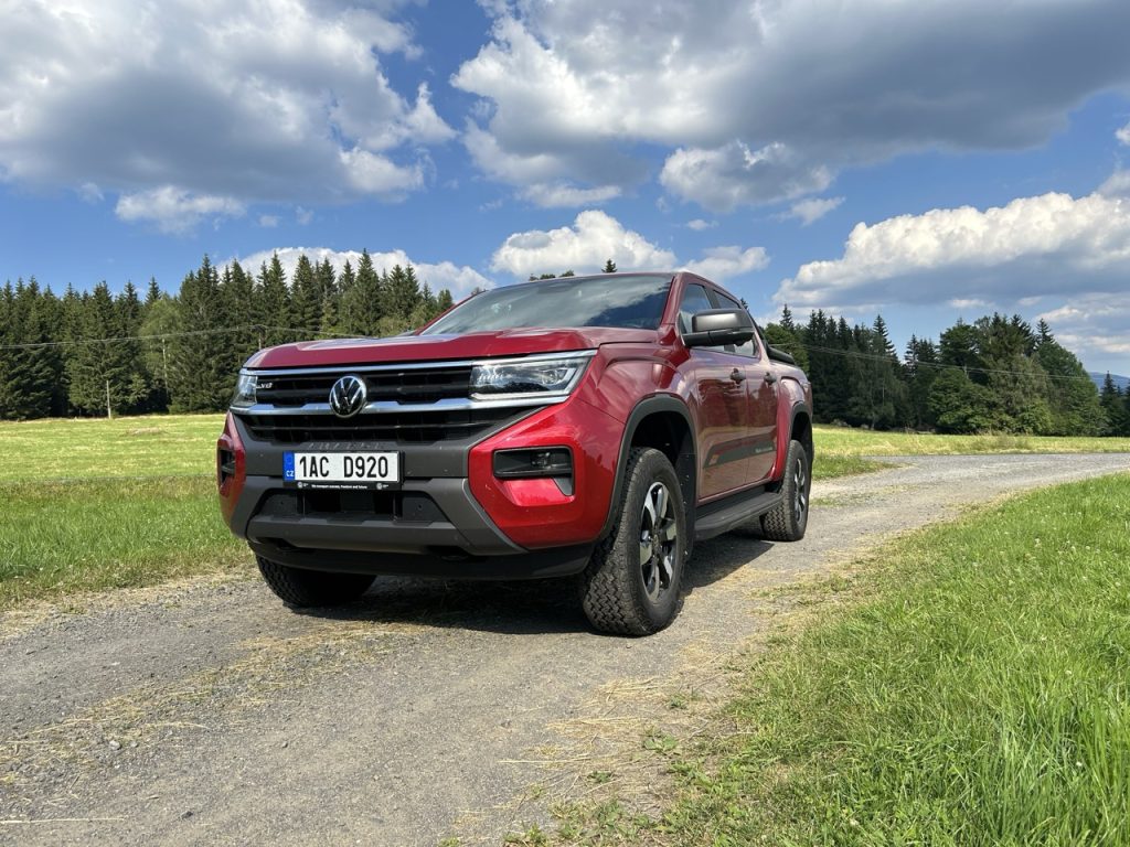 Test VW Amarok PanAmericana: foto Žena v autě.cz