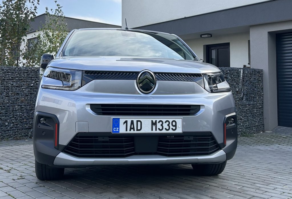 test citroen berlingo: foto Žena v autě.cz