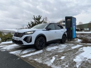 Peugeot e-2008: foto Žena v autě.cz