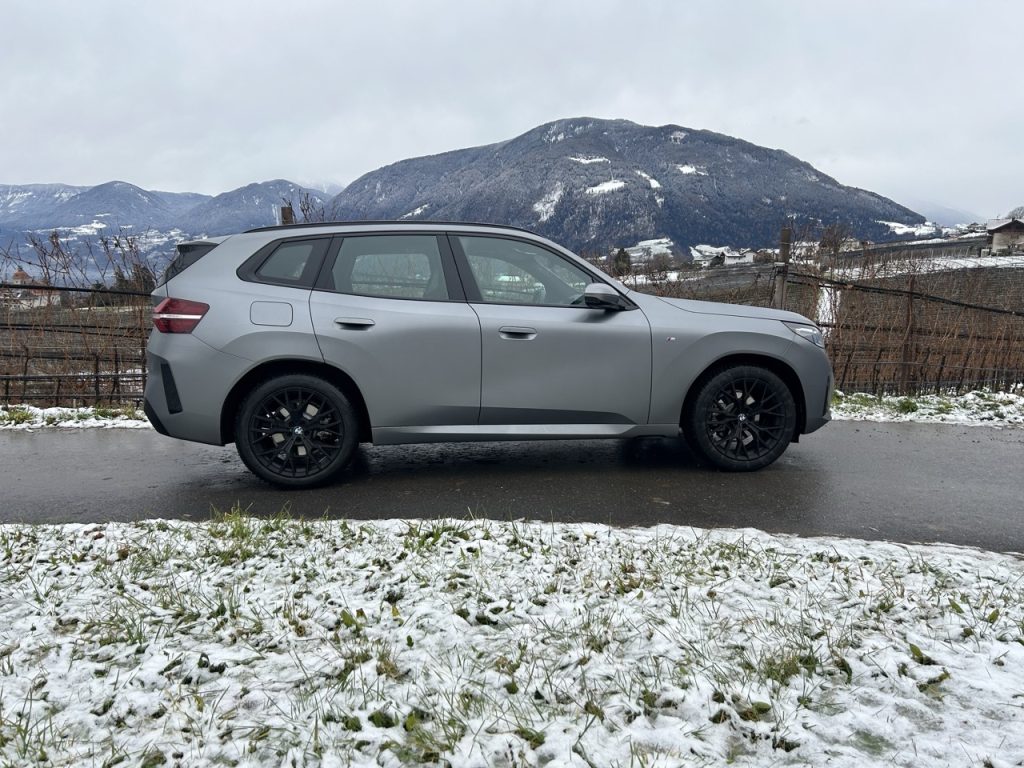 test BMW X3 20d xDrive: foto Žena v autě.cz_9441 ve velké velikosti