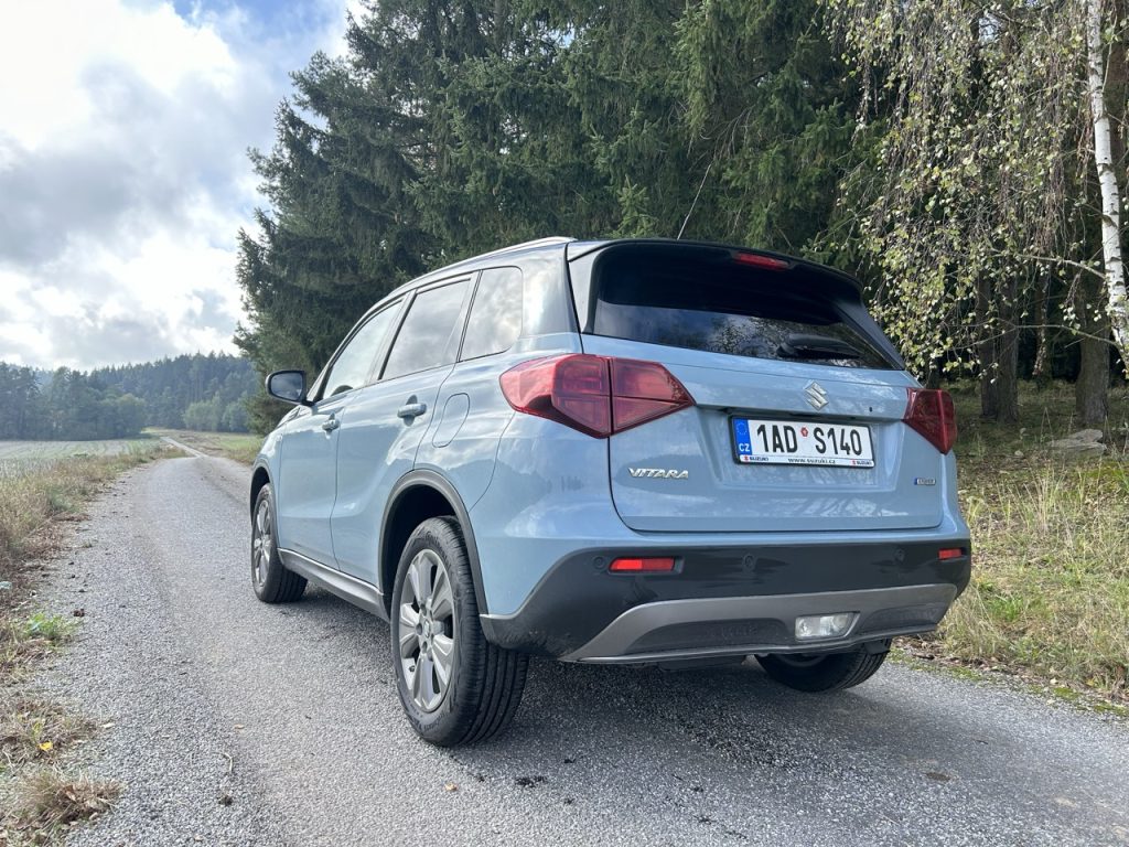 test SUZUKI Vitara: foto Žena v autě.cz_8137 ve velké velikosti