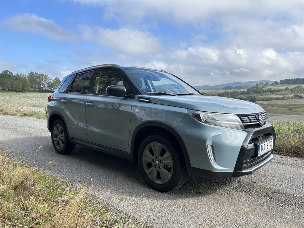 test SUZUKI Vitara: foto Žena v autě.cz_8151 ve velké velikosti