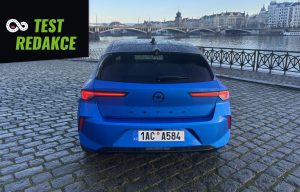 TEST OPEL ASTRA: foto Žena v autě.cz