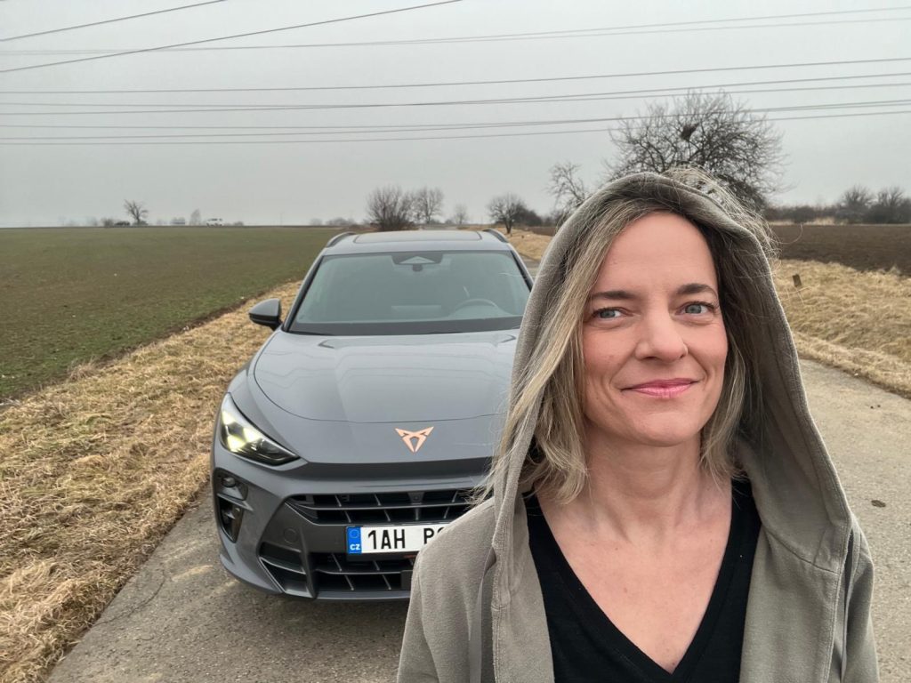 Cupra Terramar v anketě AMS: foto Žena v autě.czn (kopie 3)