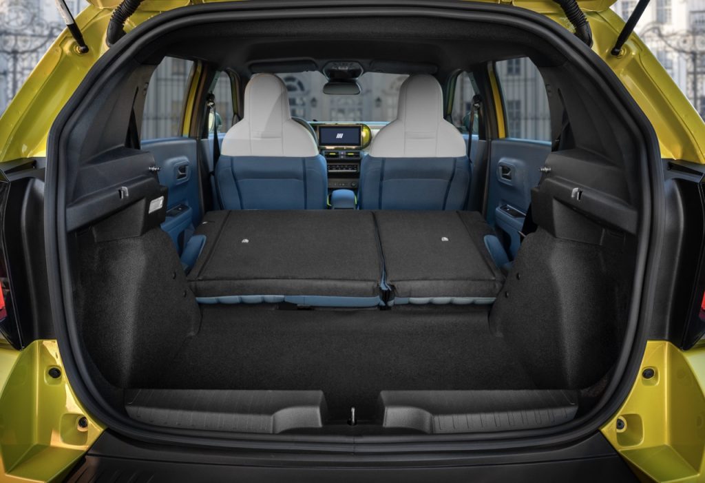 FiatGrandePanda_interiors (1) ve velké velikosti