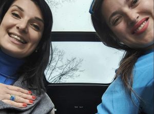 Bára a Sabina ve Volvo XC90: foto Žena v autě.cz