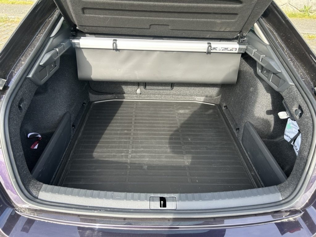 Octavia-liftback: foto Žena v autě.cz_3778 ve velké velikosti
