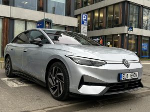 VW ID.7 u dobíječky PRE: foto Žena v autě.cz