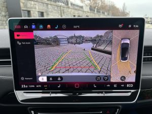 test VW ID.7: foto Žena v autě.cz_0879 ve velké velikosti