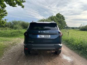 Dacia Bigster: foto Žena v autě.cz