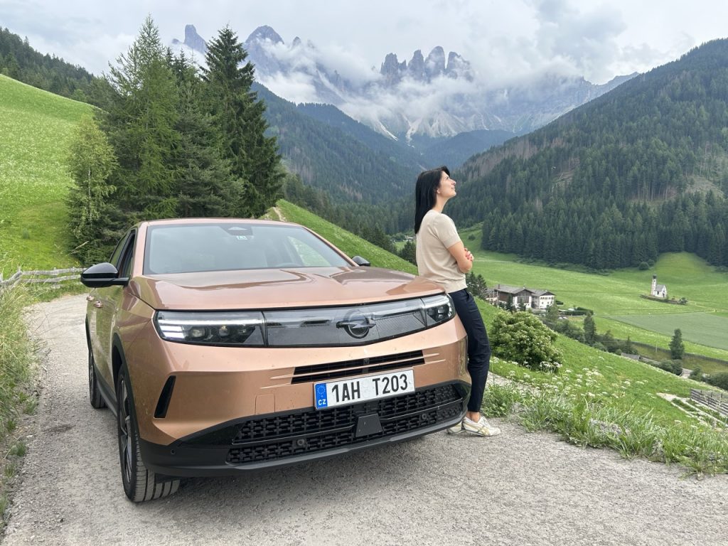 Opel Grandland: foto Žena v autě.cz_5457 ve velké velikosti