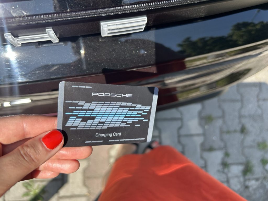 Porsche Macan 4S: foto Žena v autě.cz_4510 ve velké velikosti