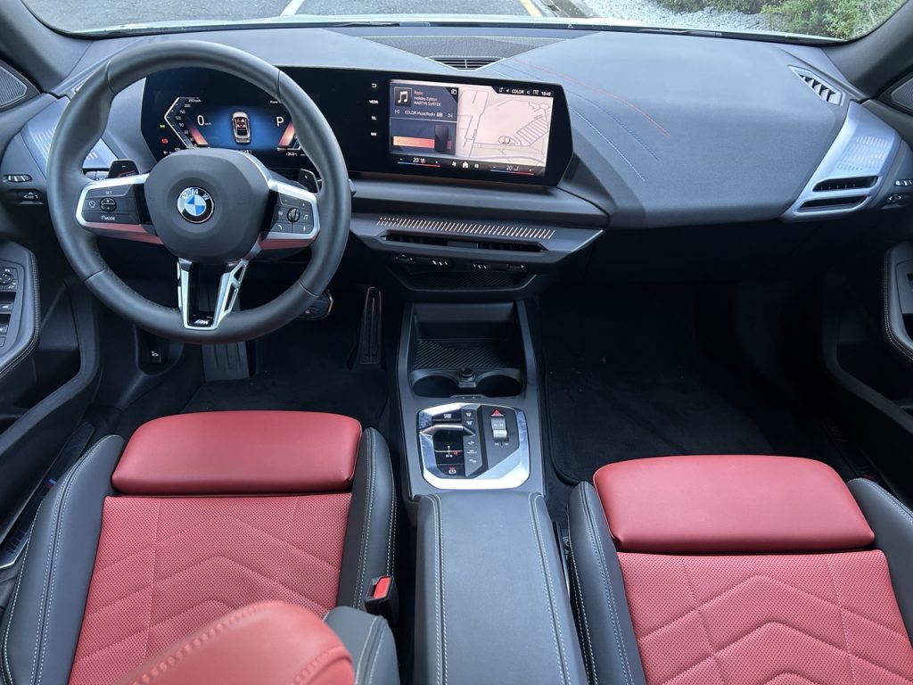 TEST BMW 2 GRAN COUPÉ: foto Žena v autě.cz_5109 ve velké velikosti