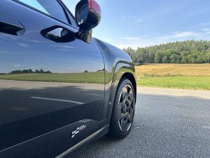 TEST MINI JCW Aceman: foto Žena v autě.cz