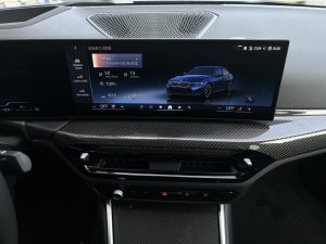 TEST BMW 330e: foto Žena v autě.cz_4449 ve velké velikosti