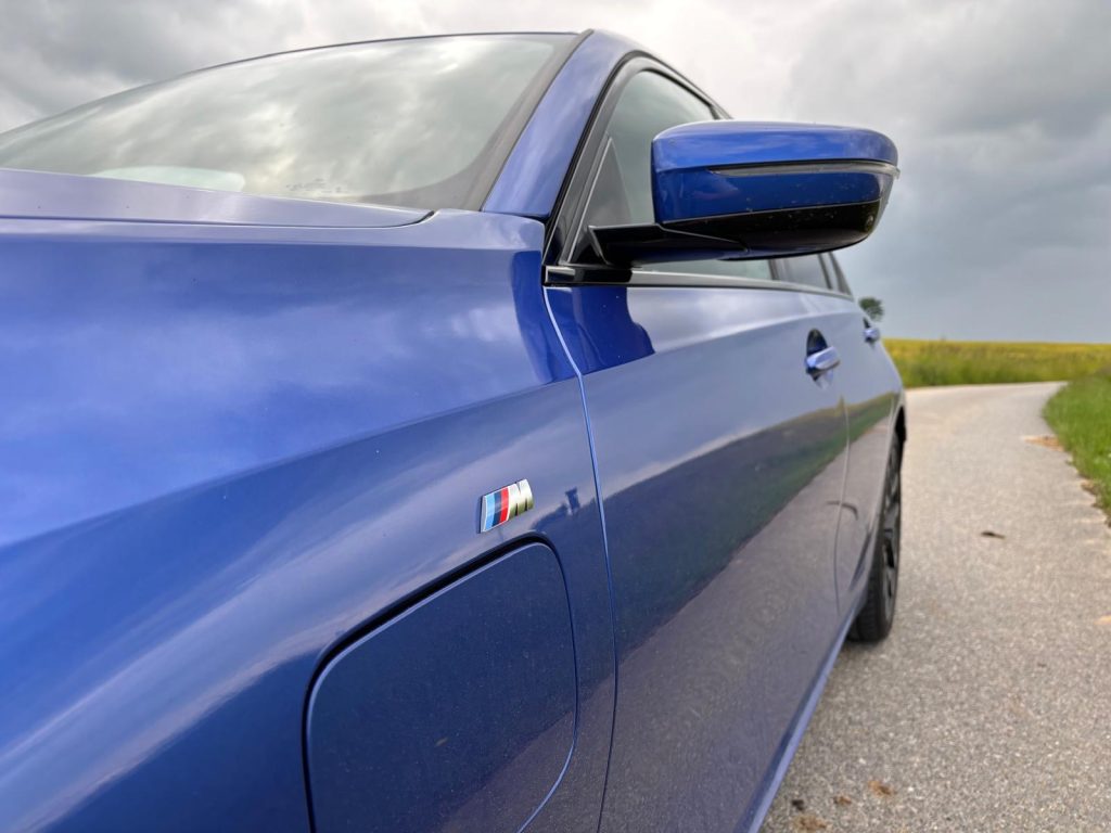 TEST BMW 330e: foto Žena v autě.cz_5782