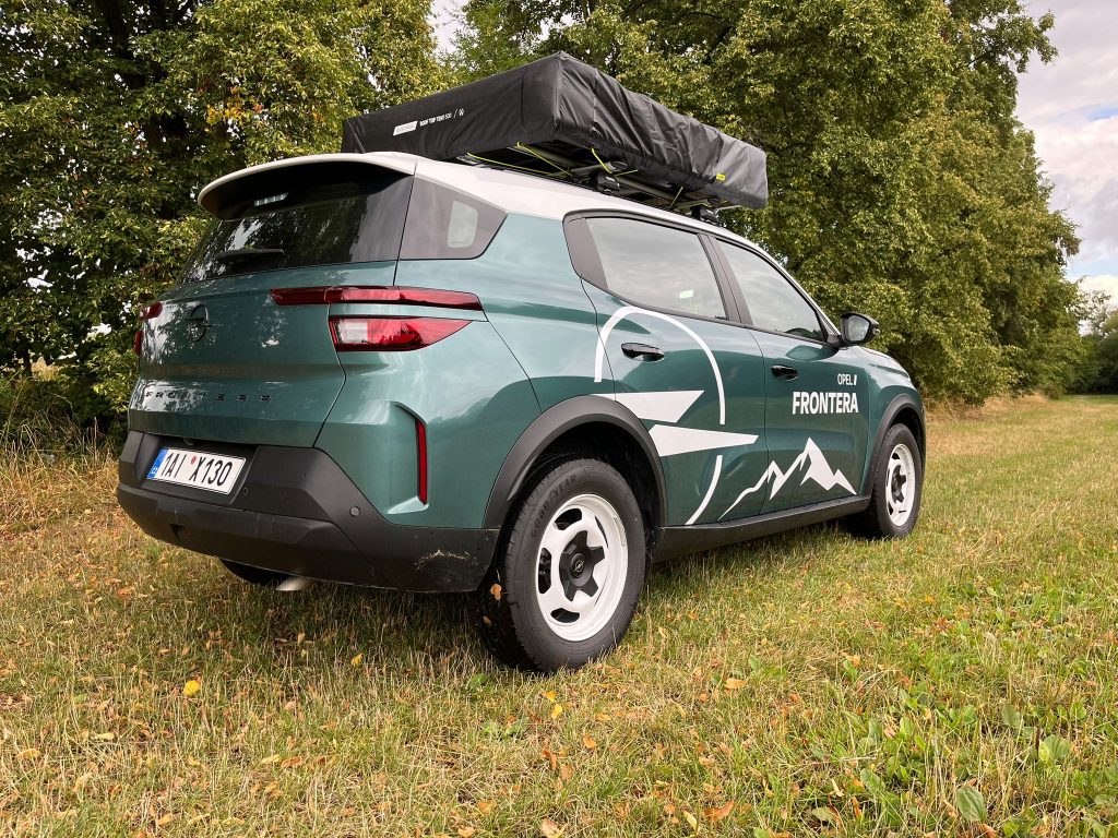TEST Opel Frontera: foto Žena v autě.cz Image 2025-08-19 at 15.38.29 (1)