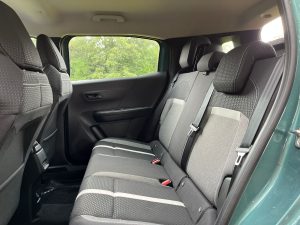 TEST Opel Frontera: foto Žena v autě.cz Image 2025-08-19 at 15.38.33 (1)