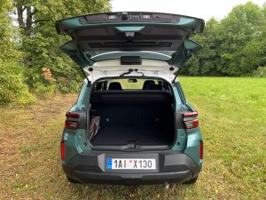 TEST Opel Frontera: foto Žena v autě.cz Image 2025-08-19 at 15.38.33