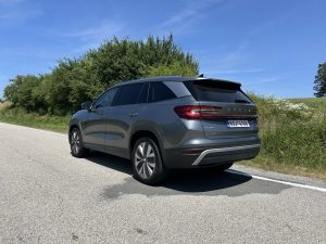 TEST ŠKODA Kodiaq: foto Žena v autě.cz_4928 ve velké velikosti