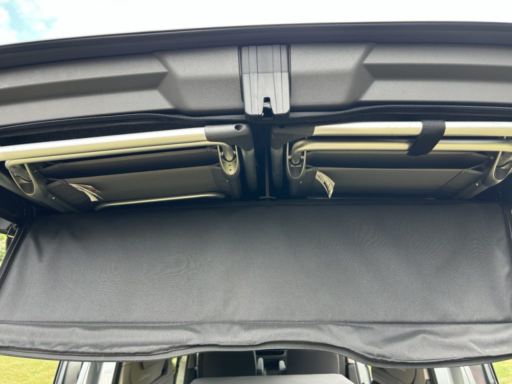 TEST VW California Beach Camper foto Žena v autě.cz_7528 ve velké velikosti