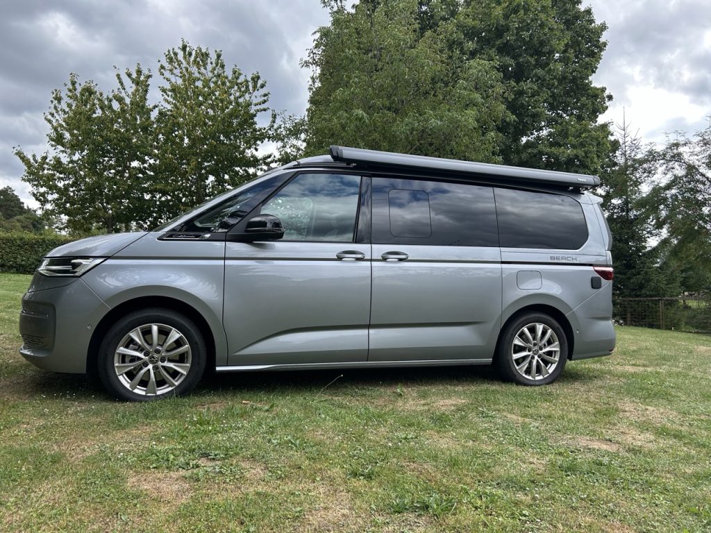 TEST VW California Beach Camper foto Žena v autě.cz_7561 ve velké velikosti