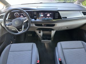 TEST VW California Beach Camper foto Žena v autě.cz_7583 ve velké velikosti