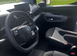 Berlingo TEST: foto Žena v autě.cz obrazovky 2025-10-24 v 10.49.45