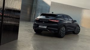 DS_N°4_EXT_34_AR_JANTE_19''_ZURICH_BEV_NOIR ve velké velikosti