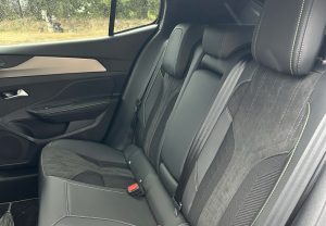 Peugeot E408: foto Žena v autě.cz