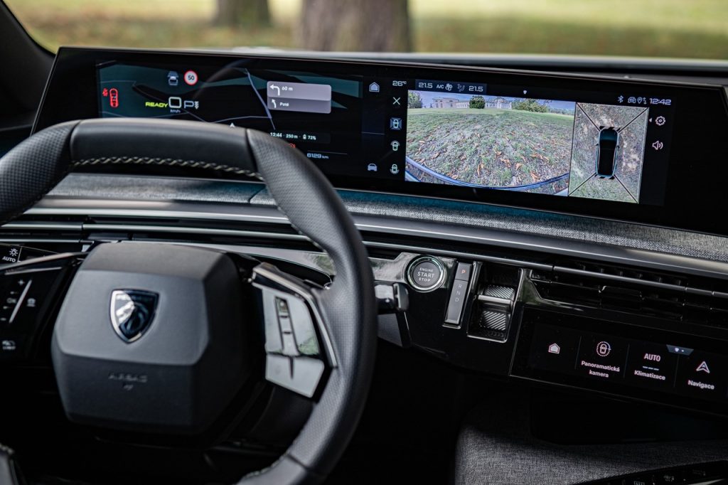 Peugeot E3008: foto Marek Šaroch
