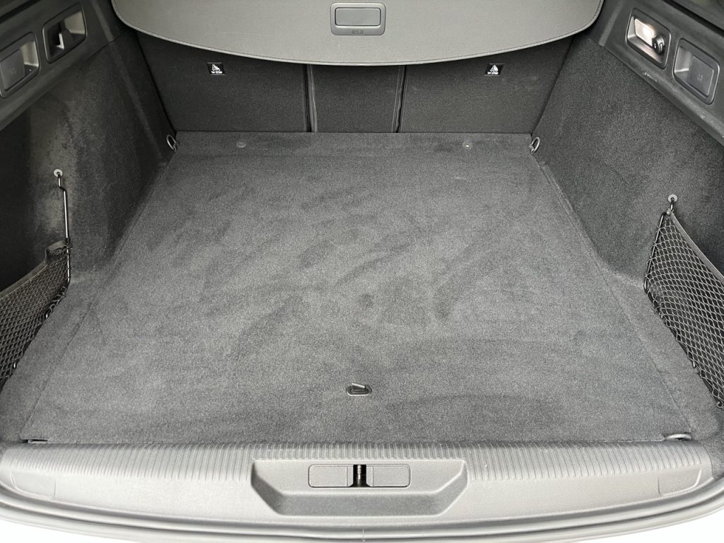 Peugeot 308 SW: foto Žena v autě.cz_4394 ve velké velikosti