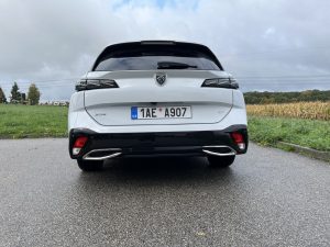 Peugeot 308 SW: foto Žena v autě.cz_4517 ve velké velikosti