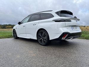 Peugeot 308 SW: foto Žena v autě.cz_4520 ve velké velikosti