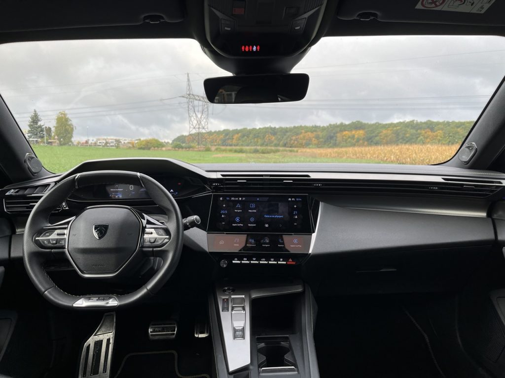 Peugeot 308 SW: foto Žena v autě.cz_4527 ve velké velikosti