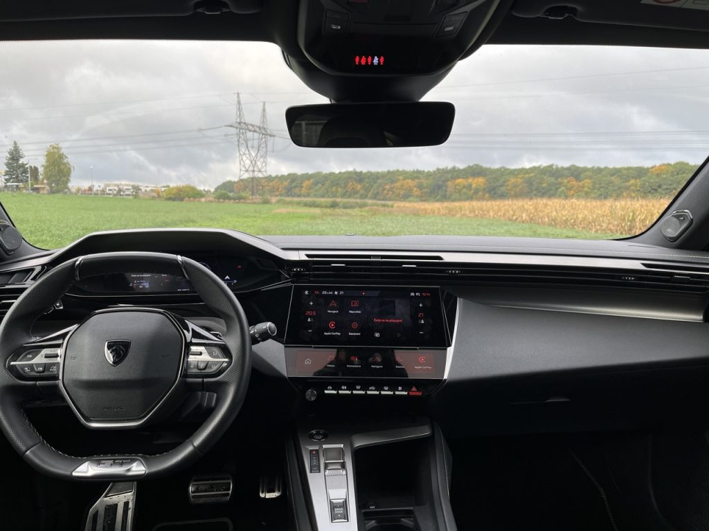 Peugeot 308 SW: foto Žena v autě.cz_4529 ve velké velikosti