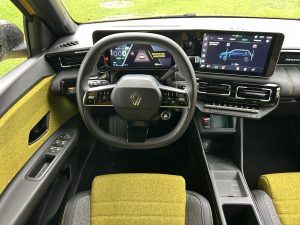 Test Renault5: foto Žena v autě.cz_8245 ve velké velikosti