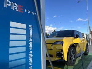 Test Renault5: foto Žena v autě.cz_8307 ve velké velikosti