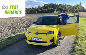 Test Renault5: foto Žena v autě.cz
