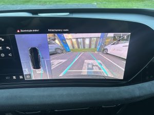 test Audi A6 e-tron: foto Žena v autě.cz_8666 2 ve velké velikosti