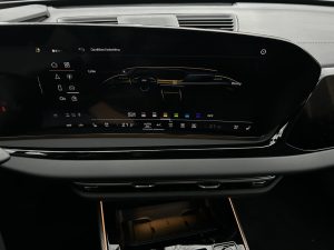 test Audi limuzína A6: foto Žena v autě.cz_9420 ve velké velikosti