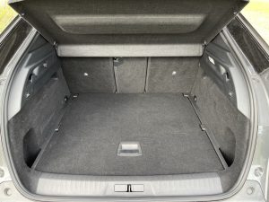 Peugeot 3008 Hybrid: foto Žena v autě.cz_4169 ve velké velikosti