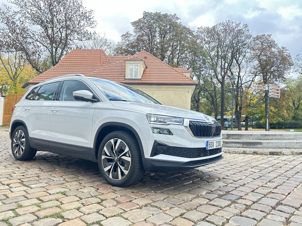 ŠKODA KAROQ: foto Žena v autě.cz_9271 ve velké velikosti
